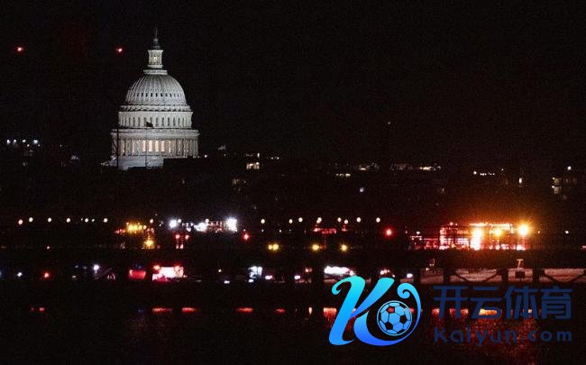 好意思坠毁客机有约20名花滑选手和熏陶